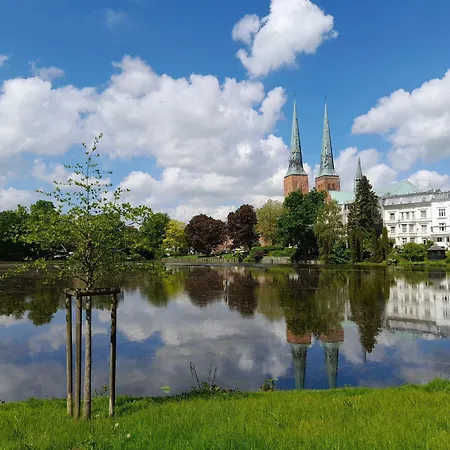 Altstadt, Direkt Am Wasser 뤼베크